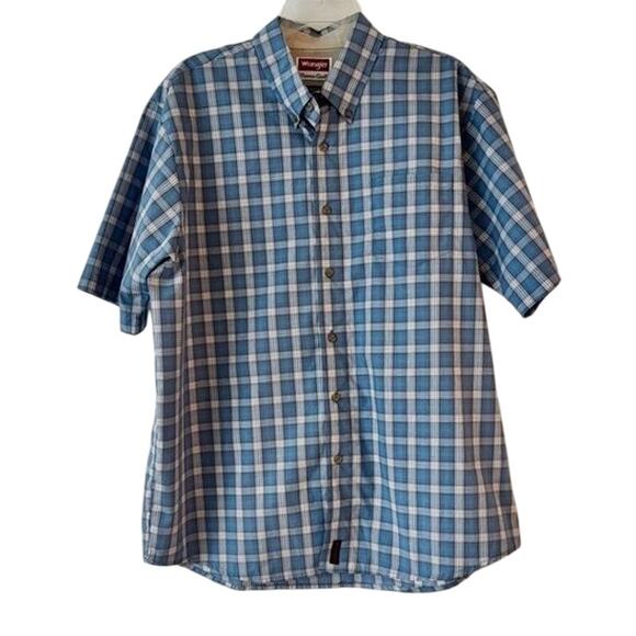 Wrangler Premium Quality Blue Plaid Short Sleeve Button-Up Shirt L - Picture 1 of 8